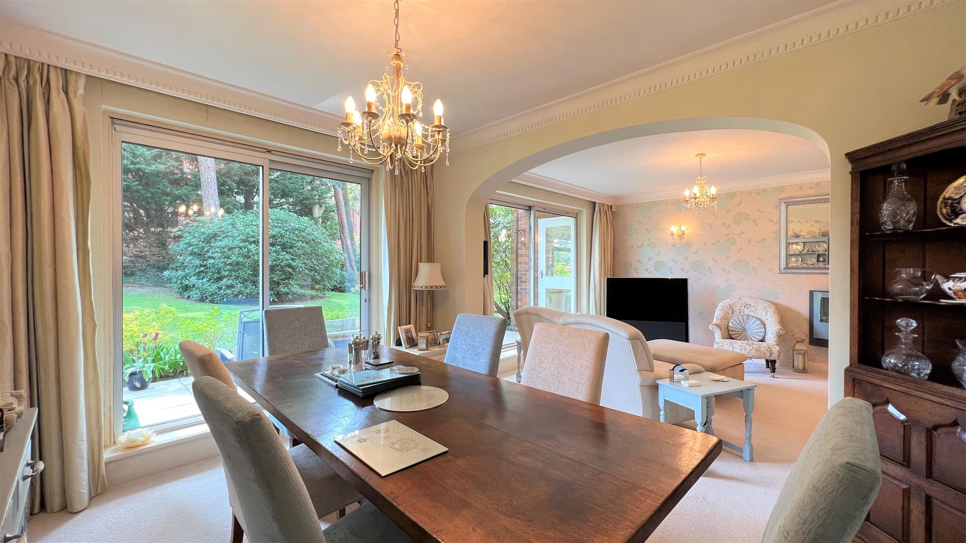 3 Bedroom Apartment Ravine Road, Canford Cliffs, Poole